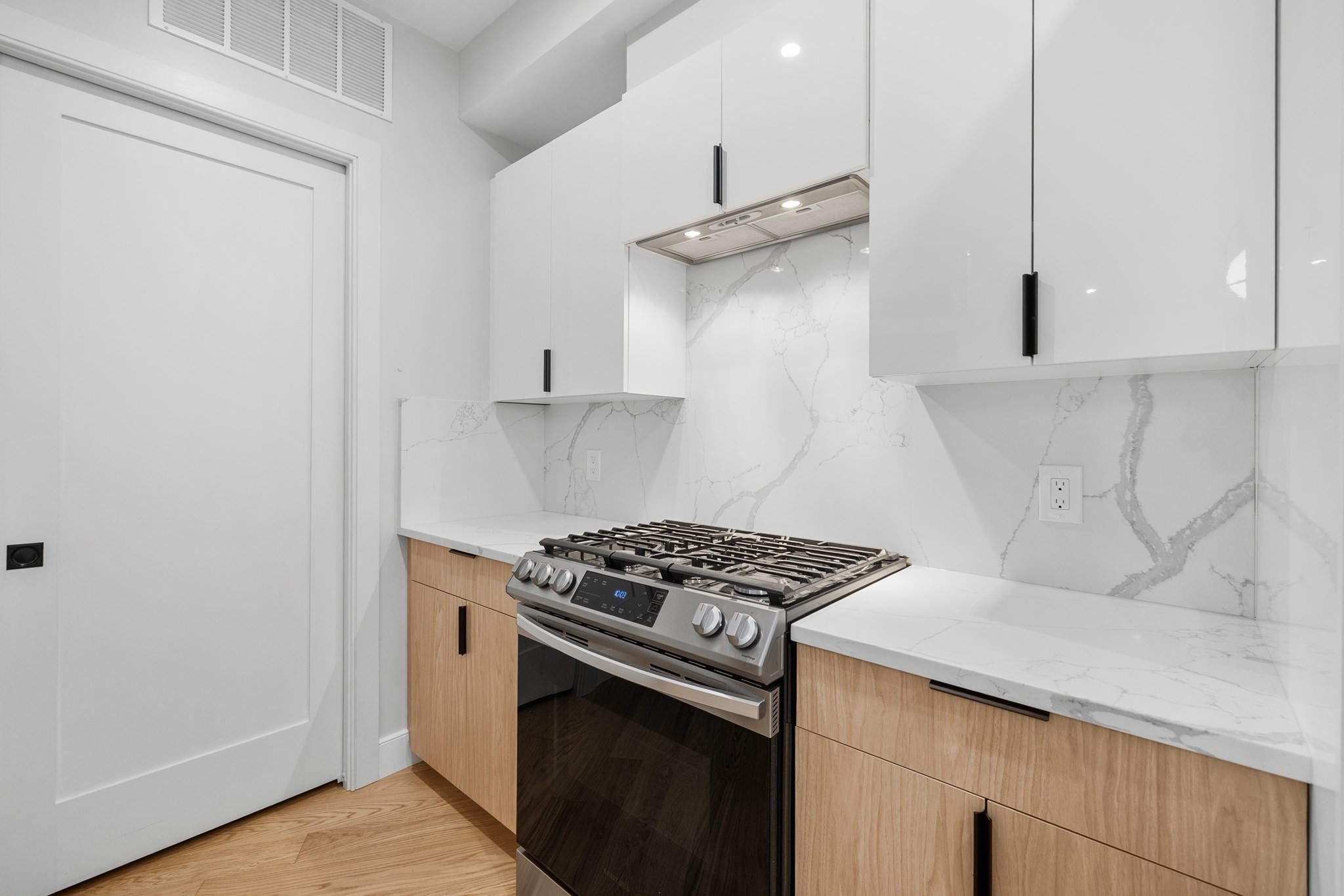 1710 Dorchester Avenue # 202 Property Photo 7