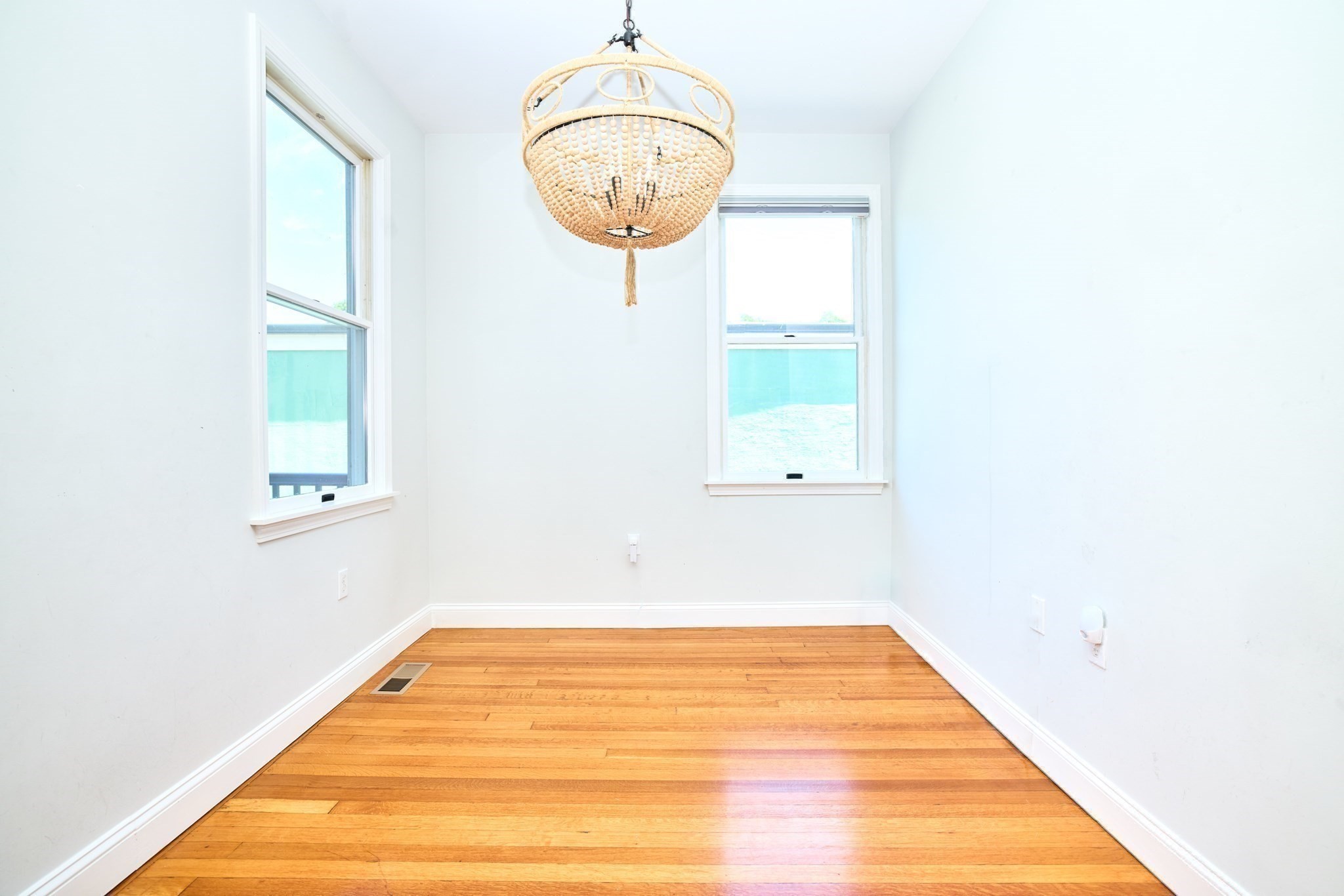 15 Clark St # 15 Property Photo 6