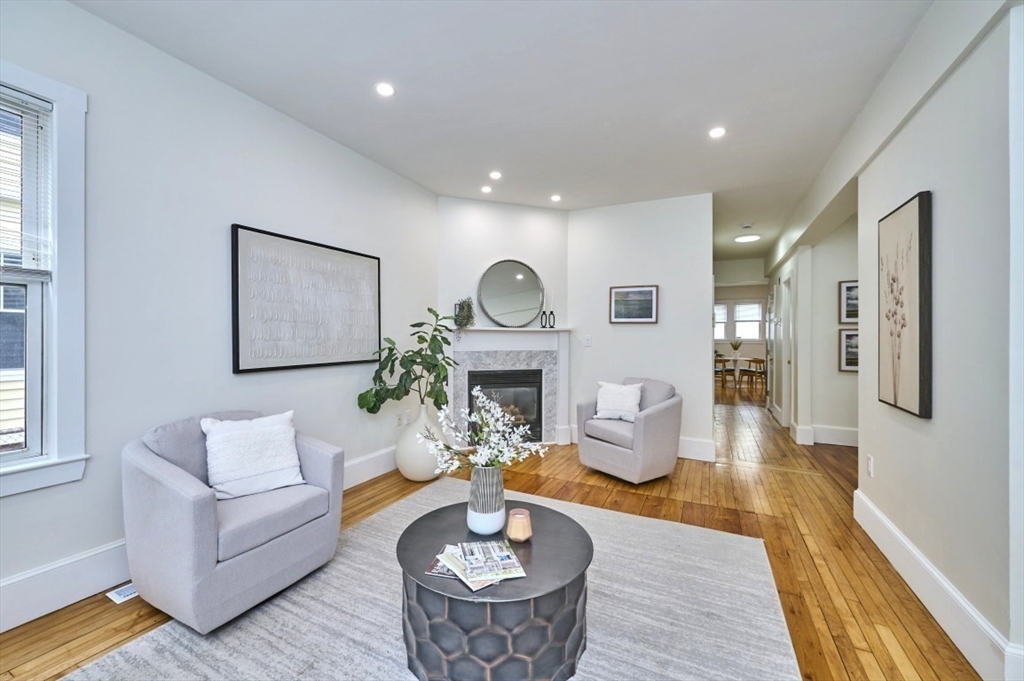 363 Cardinal Medeiros Ave # 363 Property Photo 3