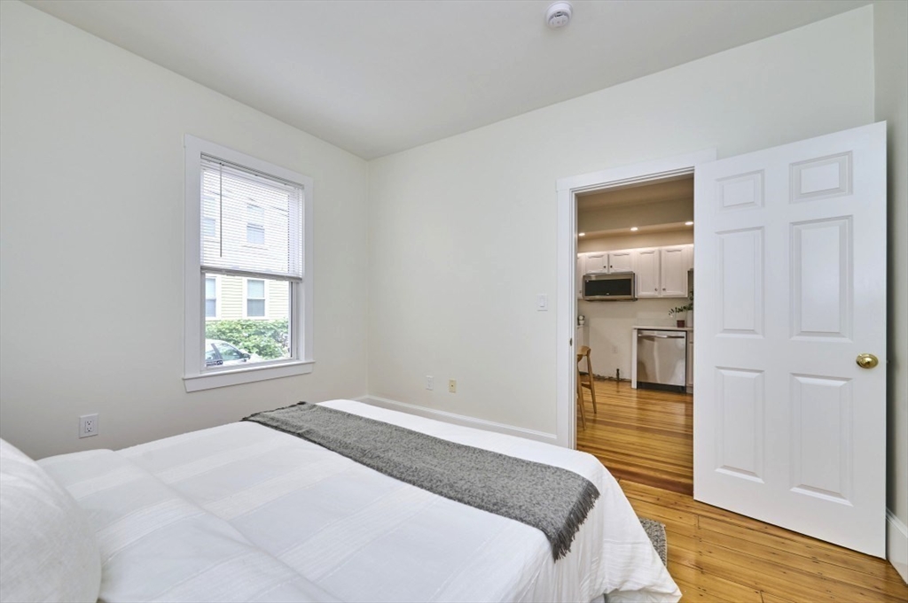 363 Cardinal Medeiros Ave # 363 Property Photo 9