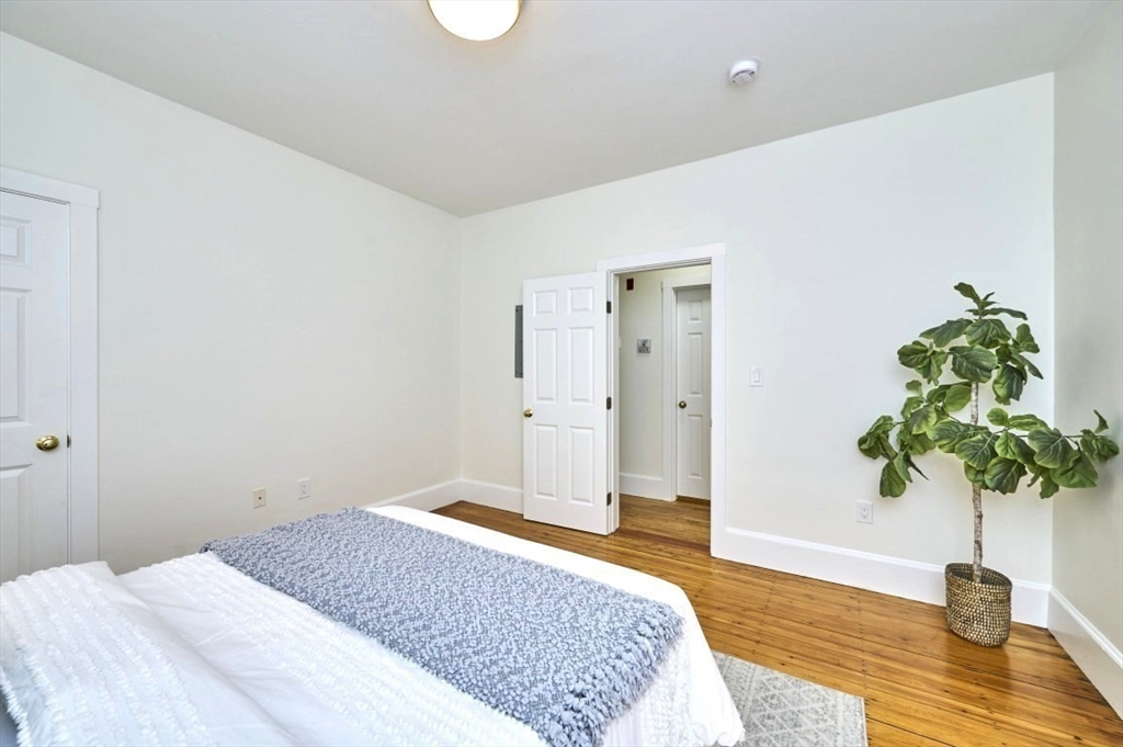 363 Cardinal Medeiros Ave # 363 Property Photo 12