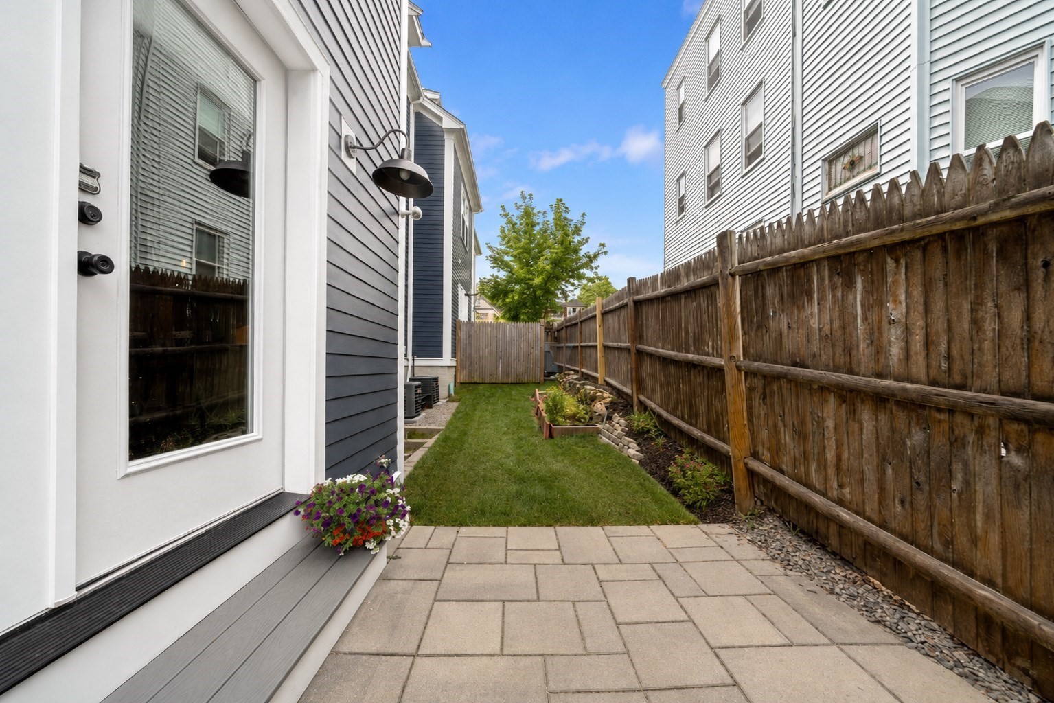38 Armandine Street # 1 Property Photo 5
