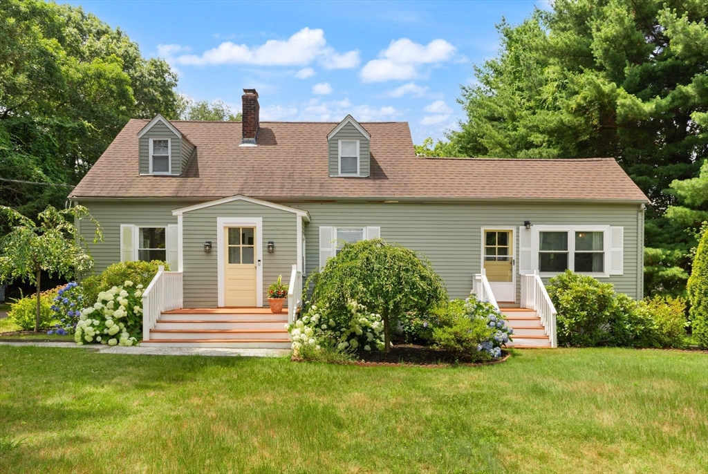 335 Moosehill Road Property Photo 1