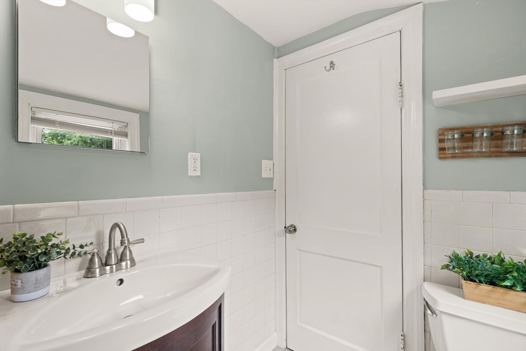 335 Moosehill Road Property Photo 14