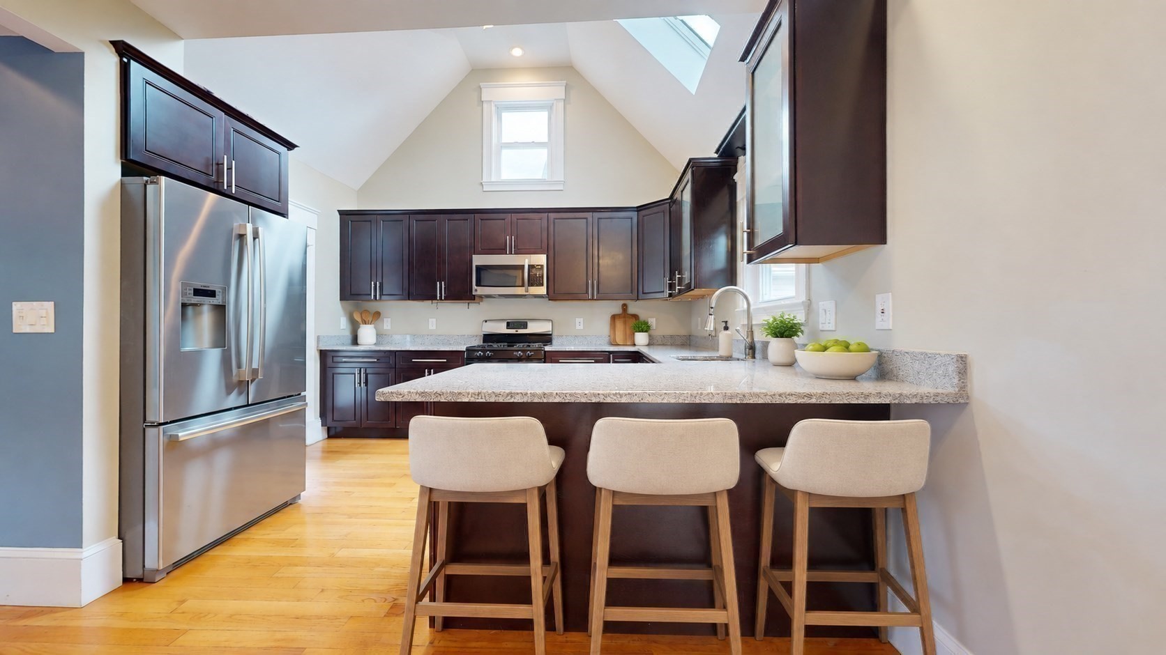 4 Cameron # 2 Property Photo 10
