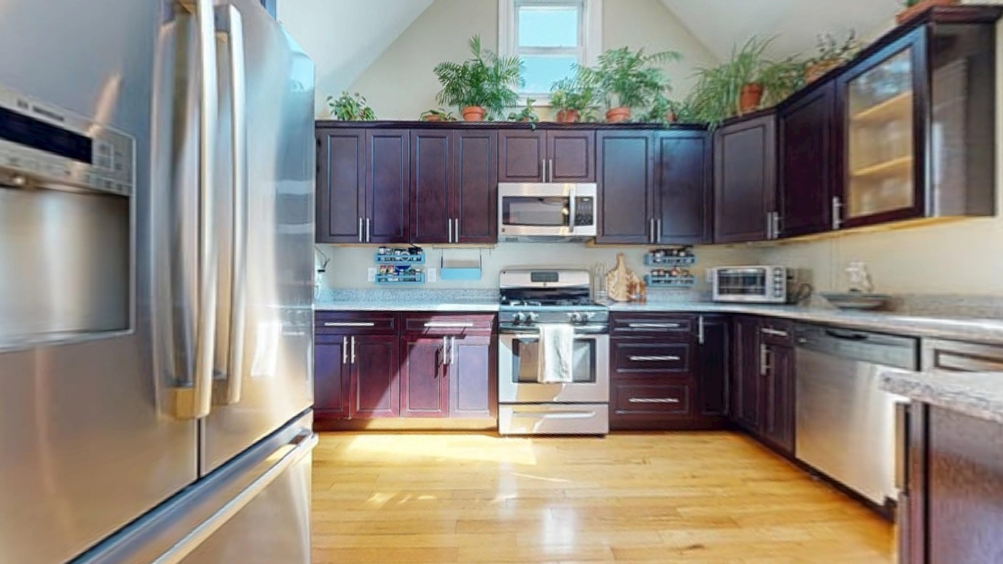 4 Cameron # 2 Property Photo 12