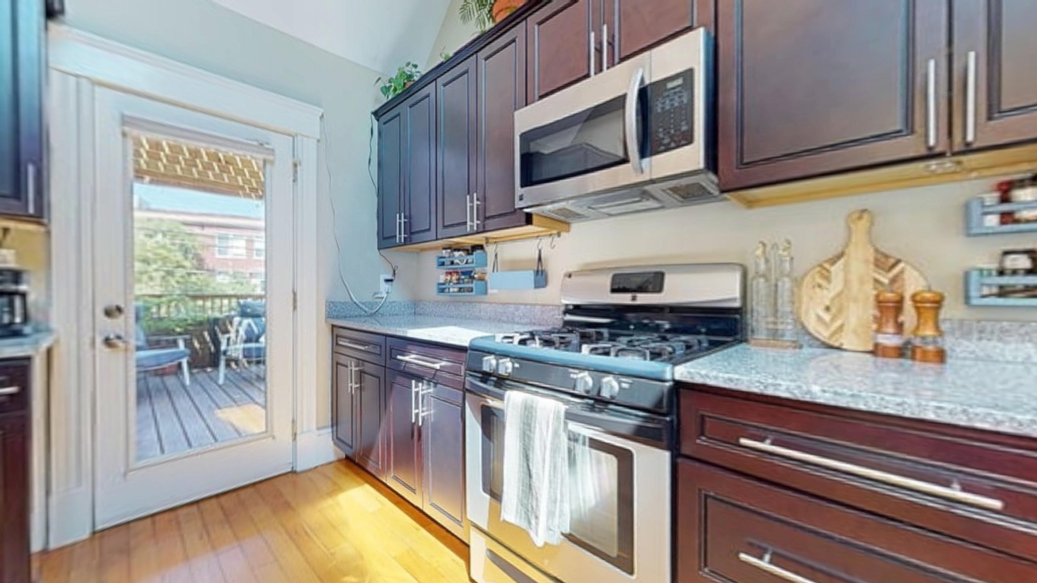 4 Cameron # 2 Property Photo 16
