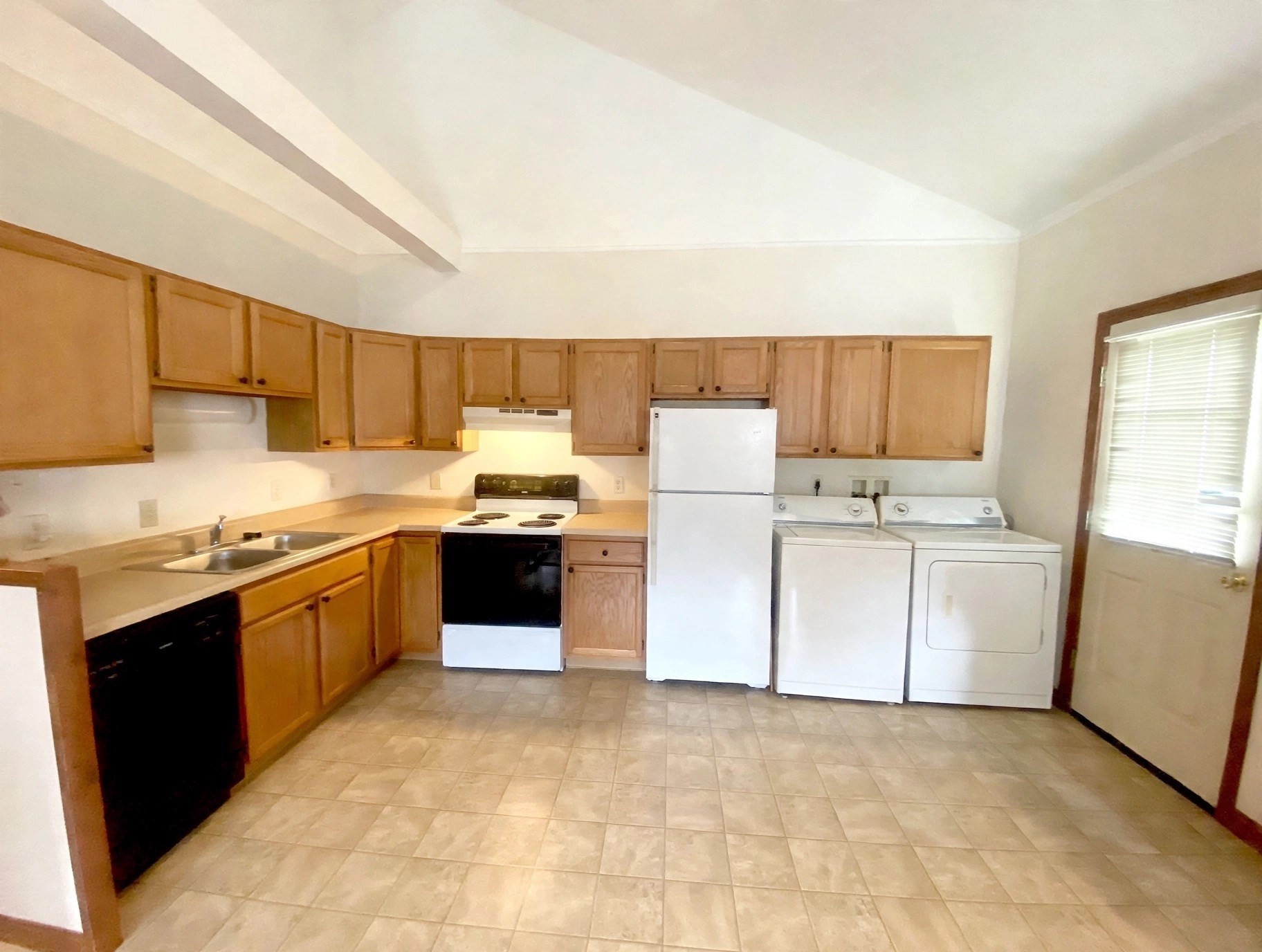74 Lakewood # 2l Property Photo 3