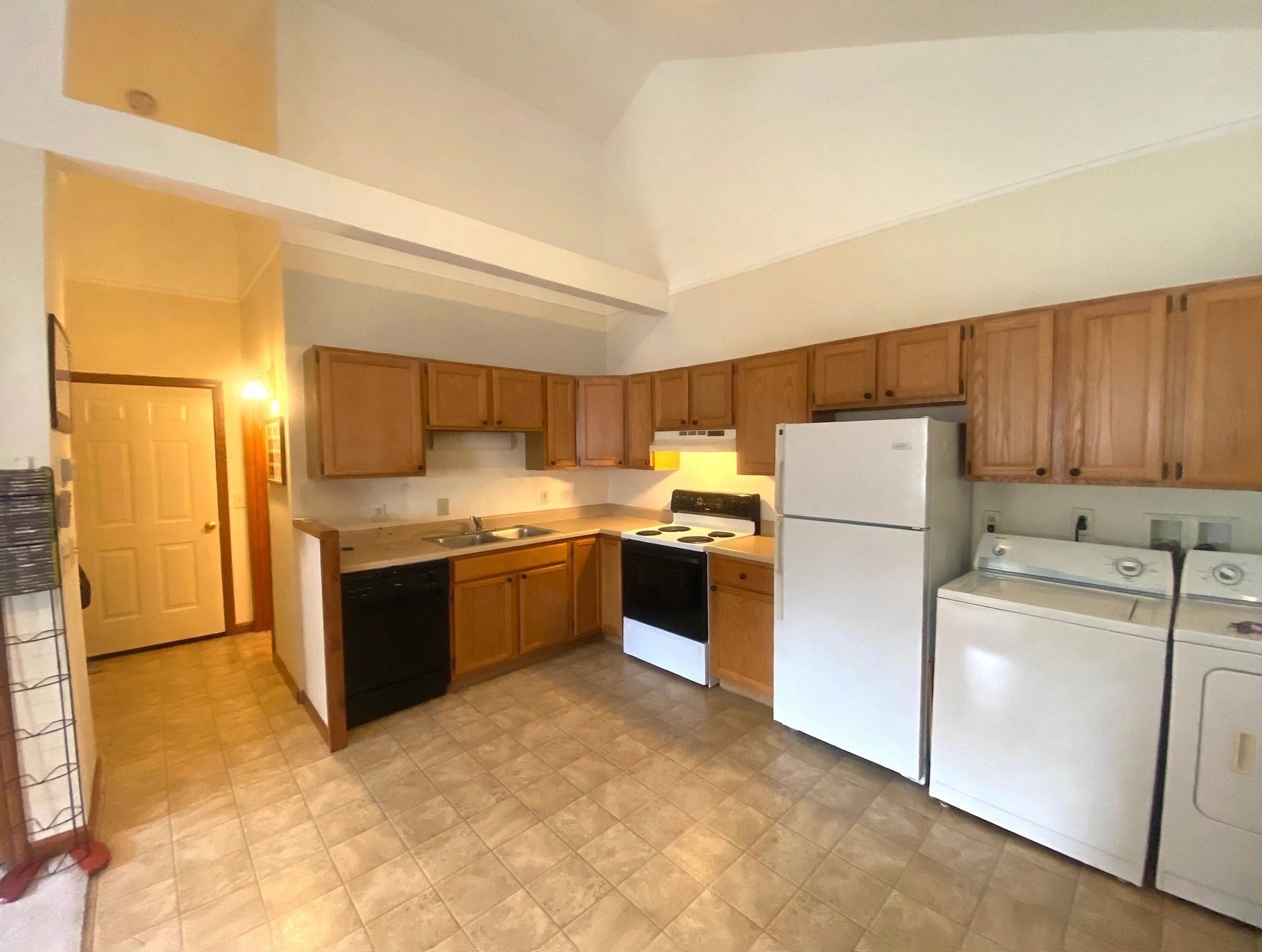 74 Lakewood # 2l Property Photo 4