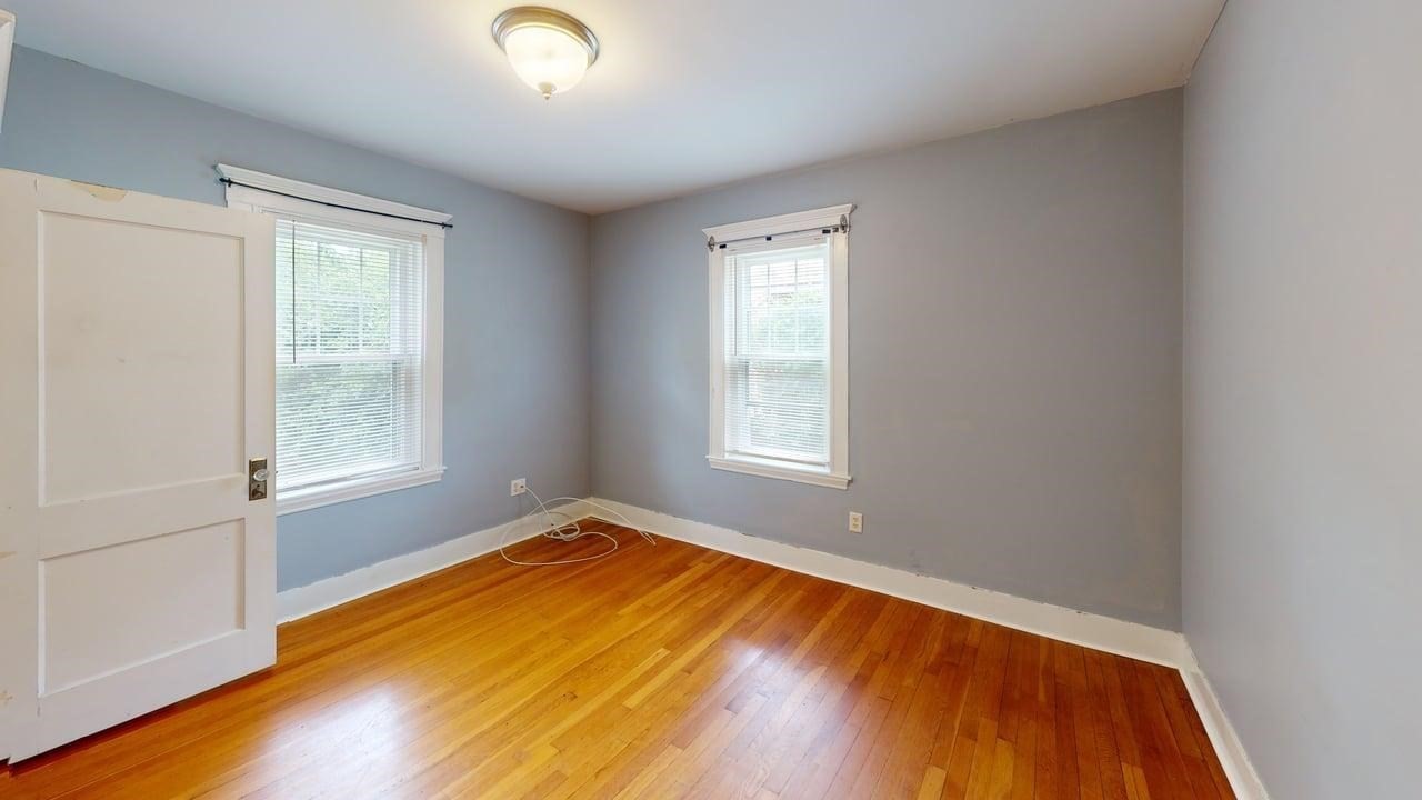 189 Wordsworth St # 1 Property Photo 11