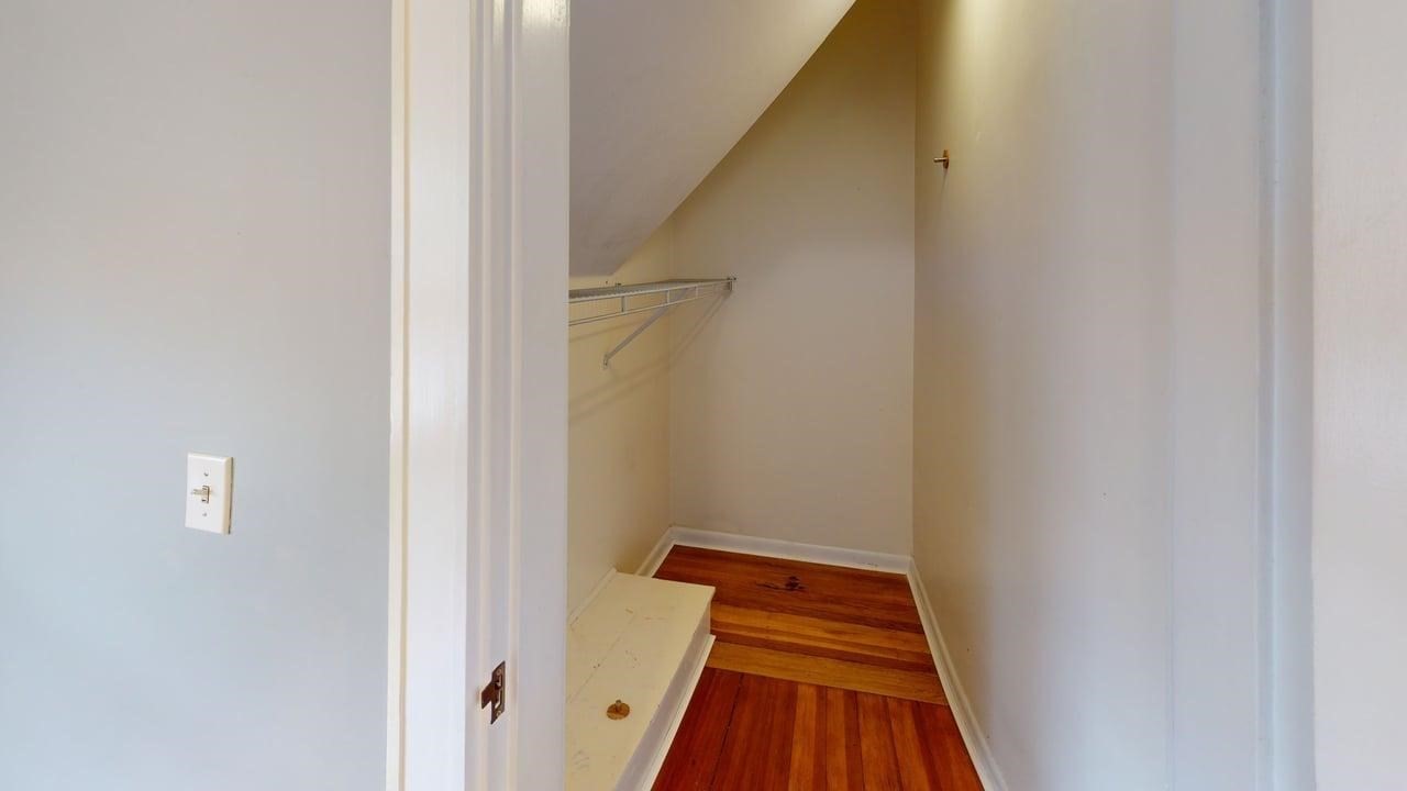 189 Wordsworth St # 1 Property Photo 13