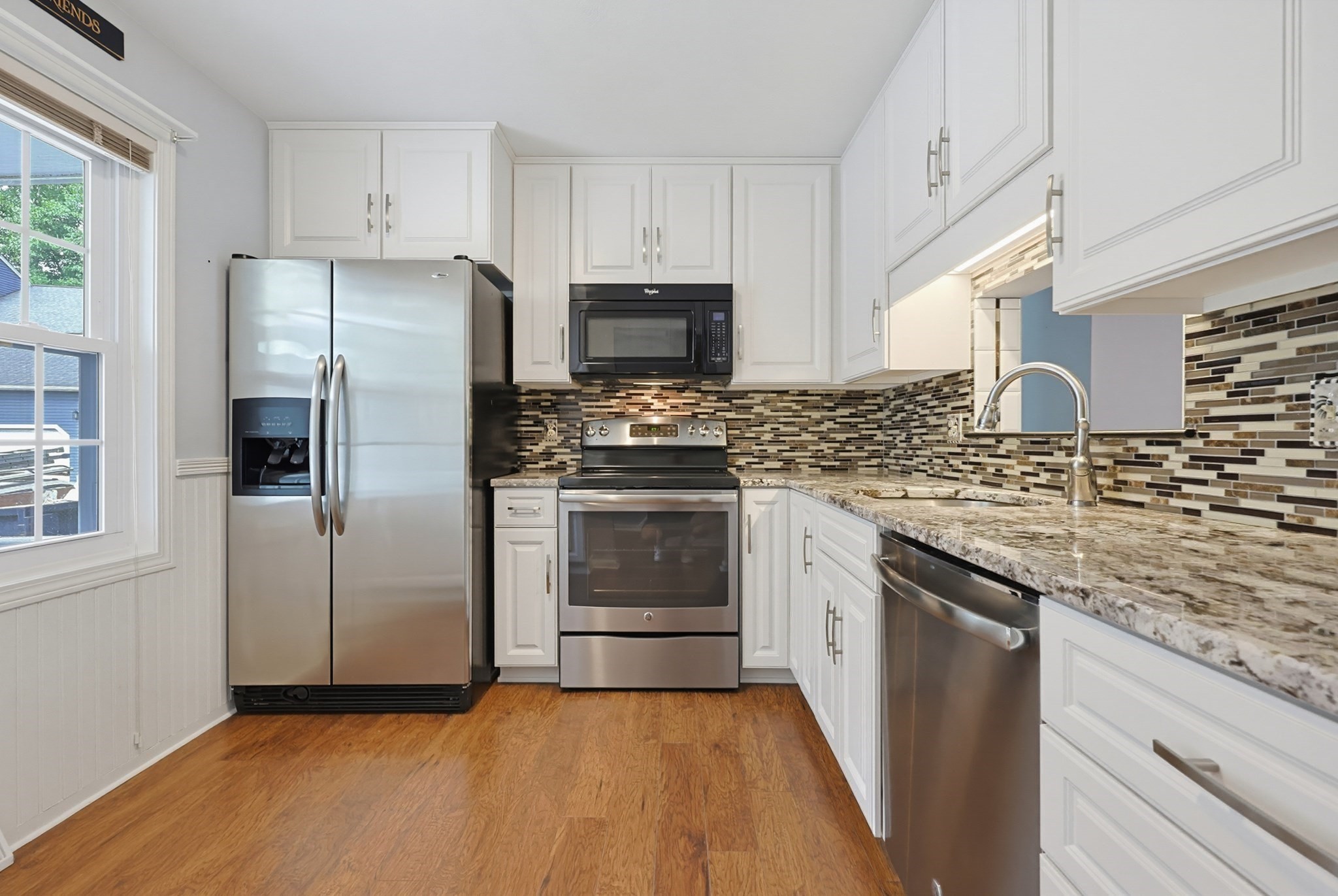 206 Laurelwood Dr # 206 Property Photo 6