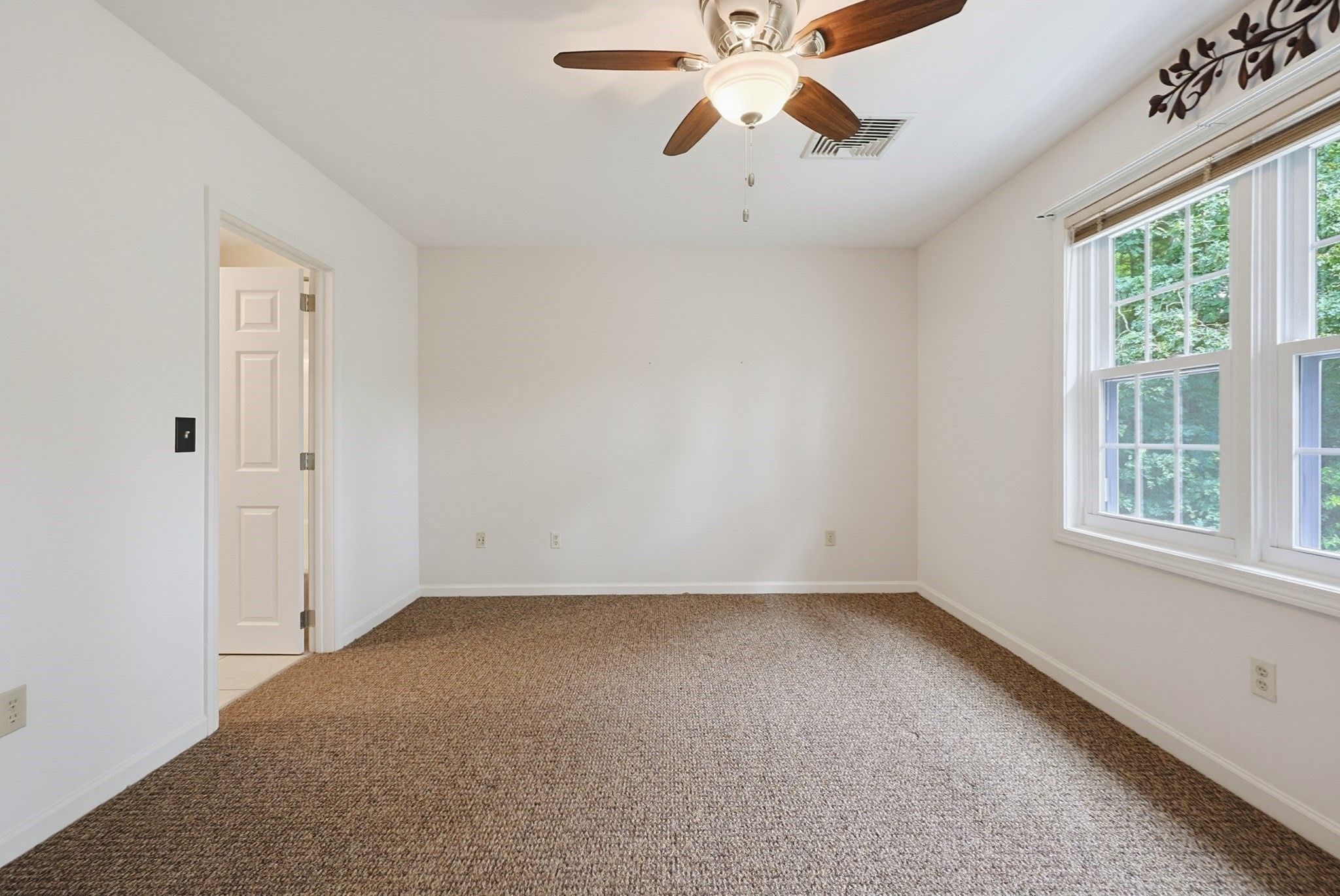 206 Laurelwood Dr # 206 Property Photo 29