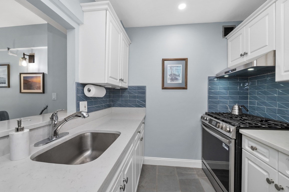 42 Eighth Street # 3410 Property Photo 7