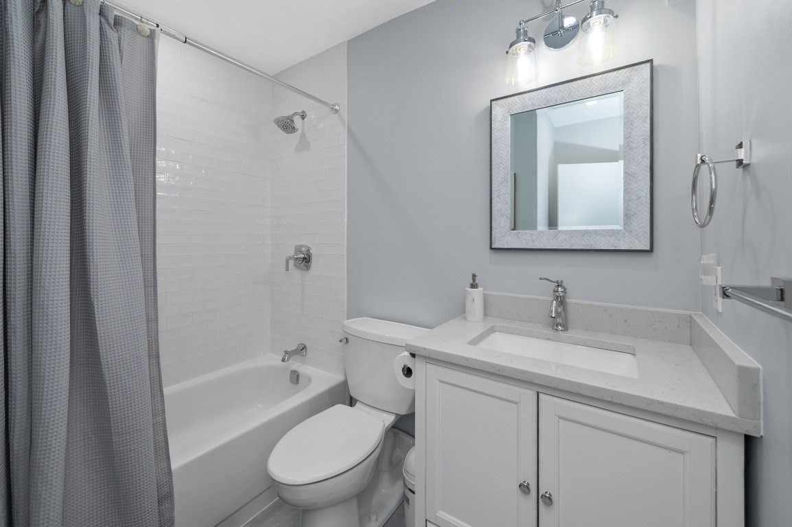 42 Eighth Street # 3410 Property Photo 12