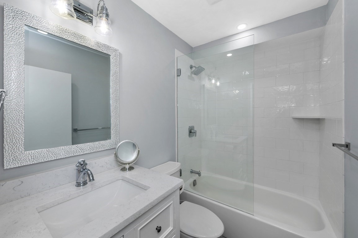 42 Eighth Street # 3410 Property Photo 16