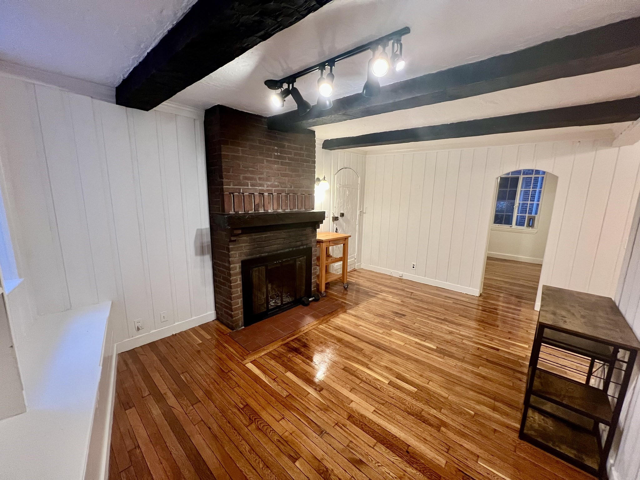 101 Myrtle St # A Property Photo 5