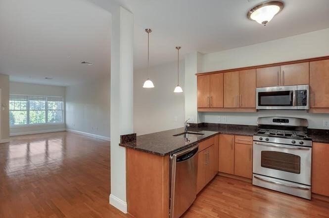 35 Commonwealth Ave # 110 Property Photo 5