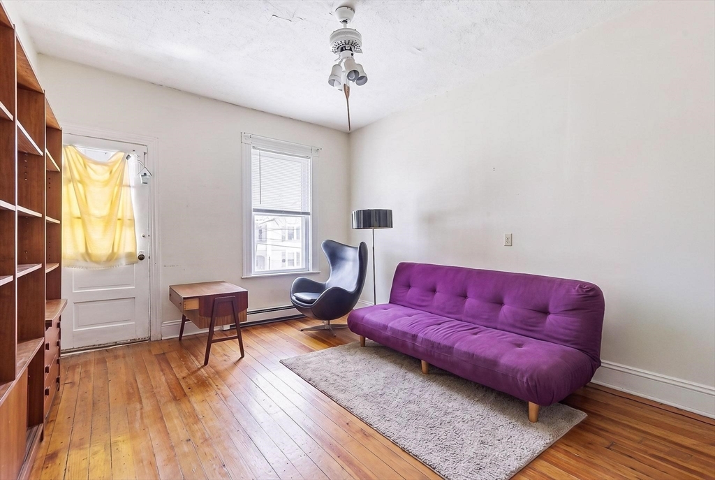 259 Chelsea St Property Photo 18