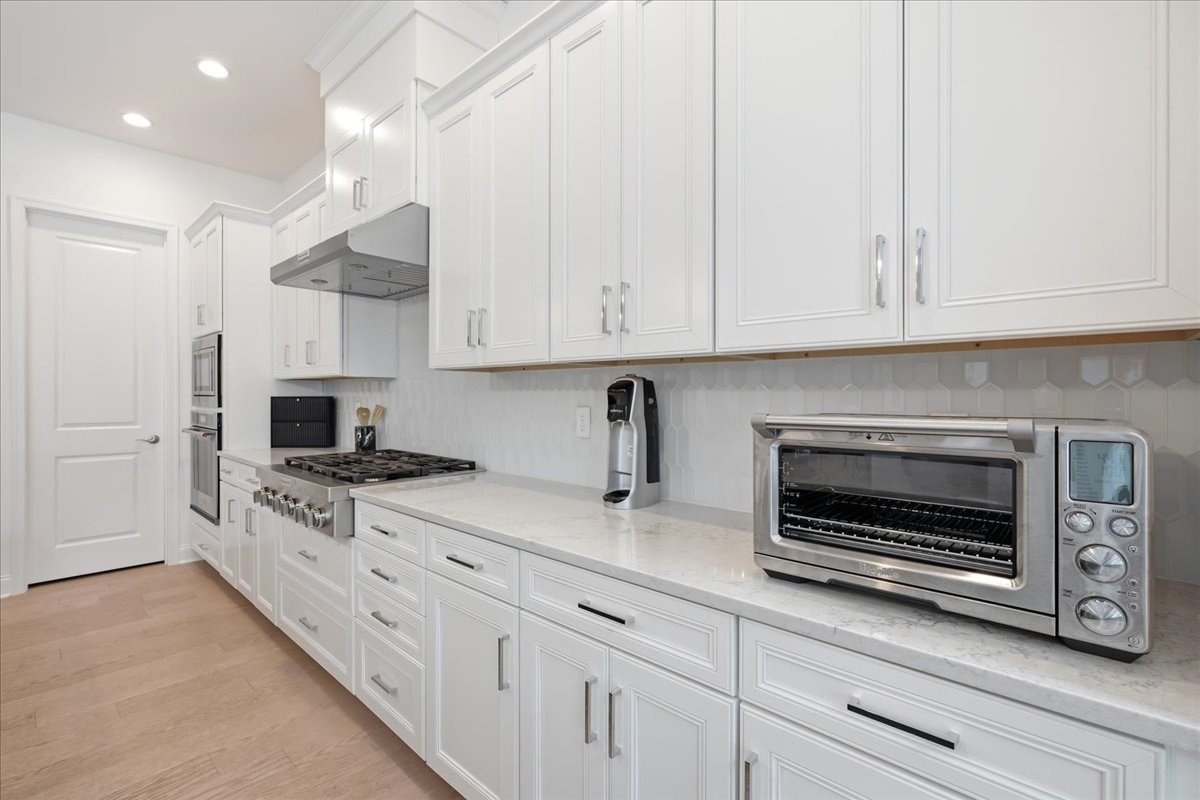 43 Jameson Drive # 43 Property Photo 6