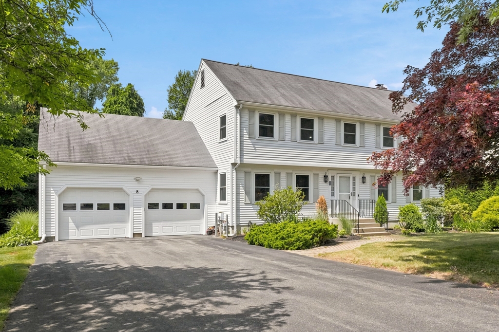 8 Flanagan Drive Property Photo 1