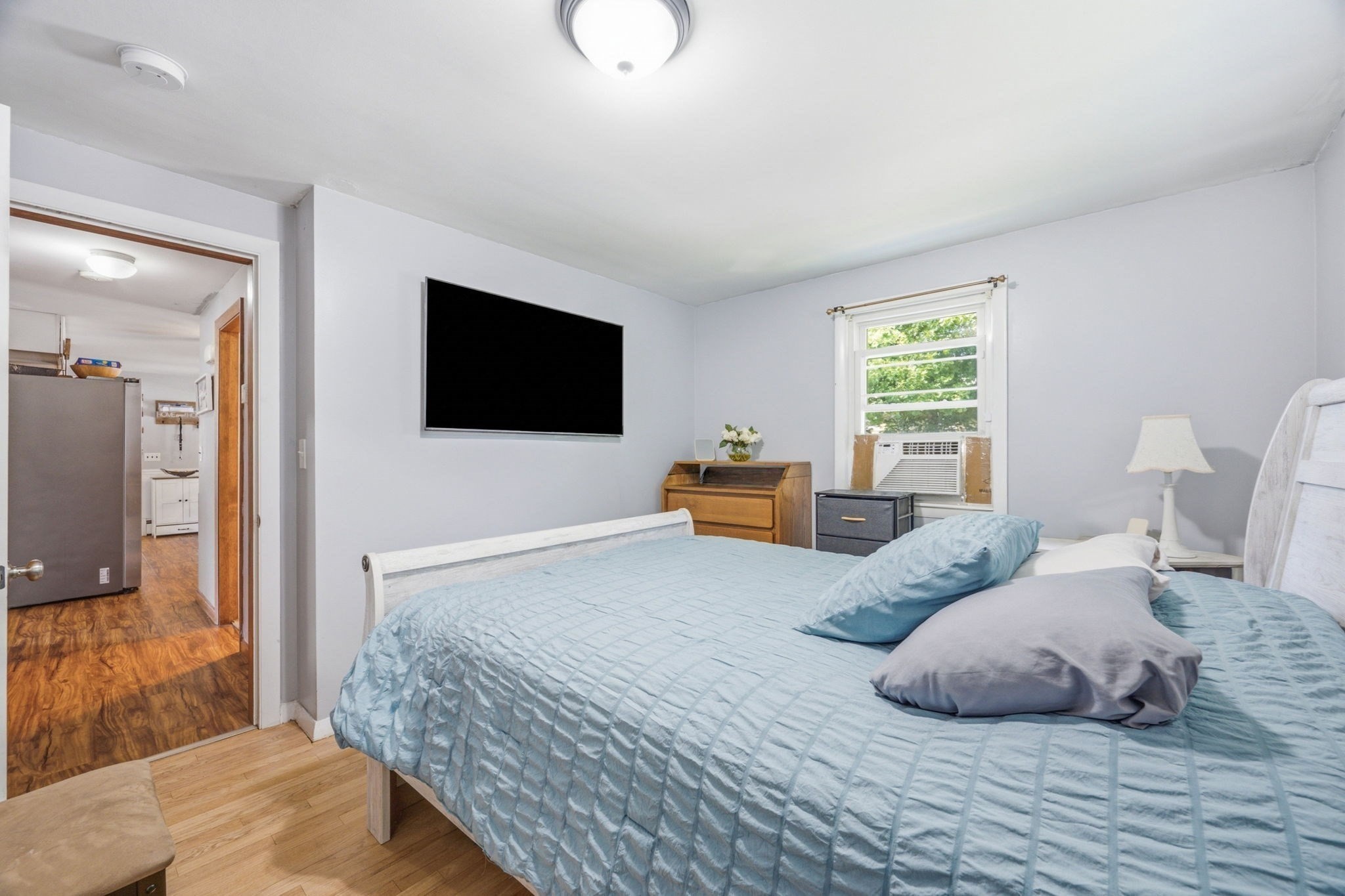 37 Parker St Property Photo 15