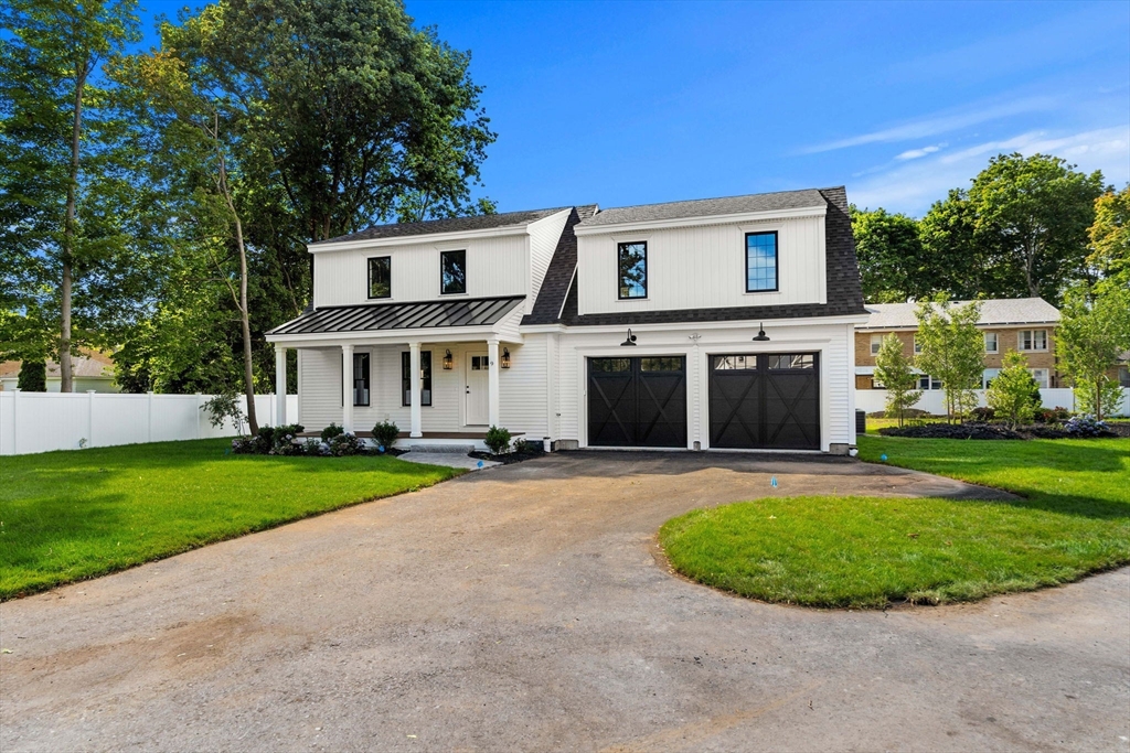 9 Harvey Park Property Photo 3