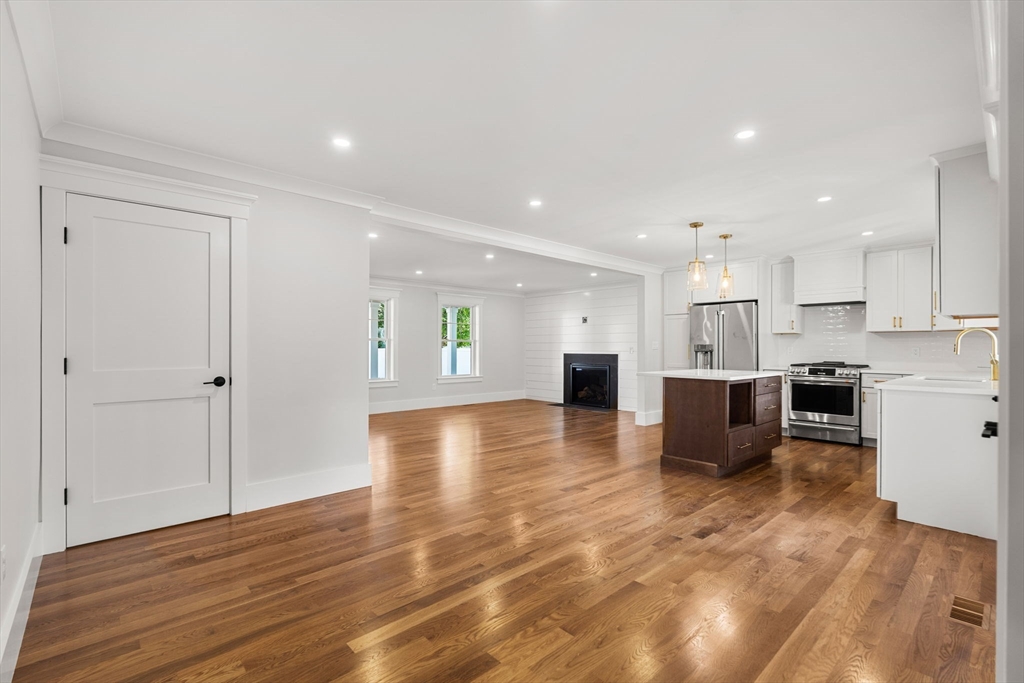 9 Harvey Park Property Photo 17