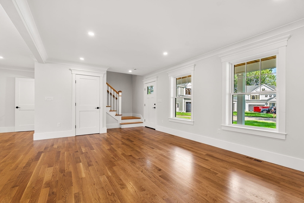 9 Harvey Park Property Photo 18