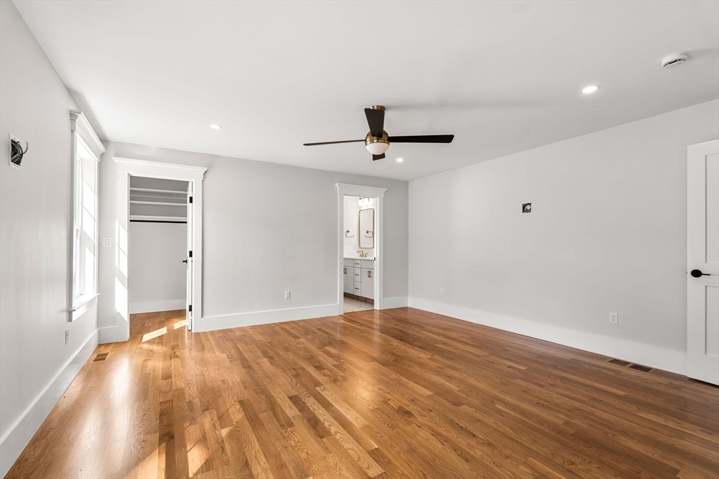 9 Harvey Park Property Photo 21