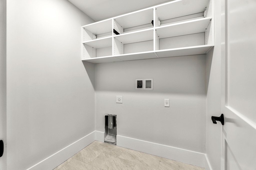 9 Harvey Park Property Photo 25