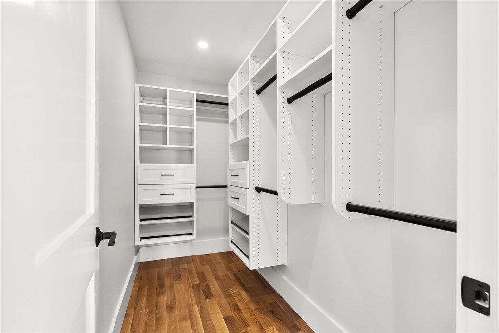 9 Harvey Park Property Photo 32