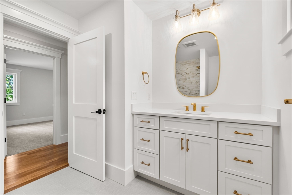 9 Harvey Park Property Photo 33