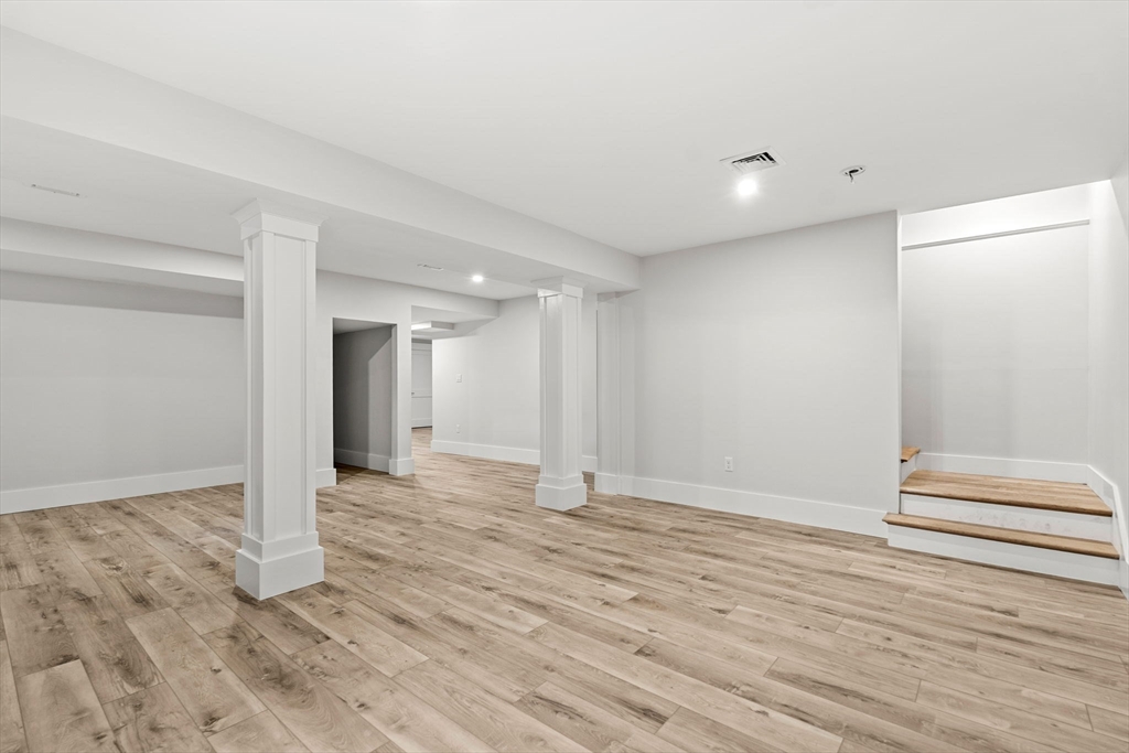 9 Harvey Park Property Photo 39