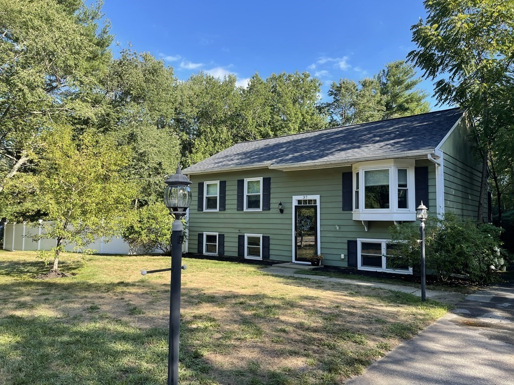 37 Pleasant Street Property Photo 1