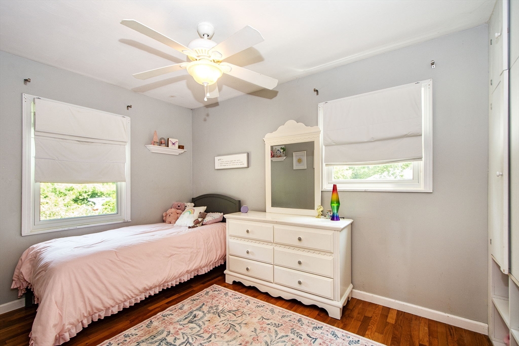 37 Pleasant Street Property Photo 16