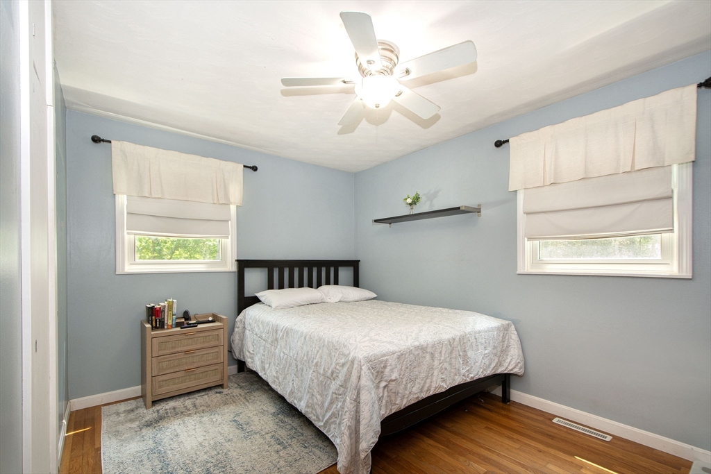 37 Pleasant Street Property Photo 21