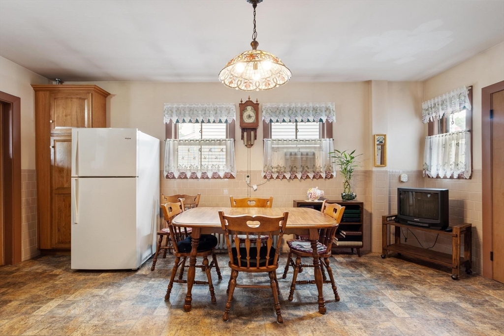 8 Chase Street Property Photo 3