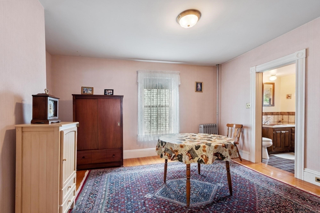 8 Chase Street Property Photo 7