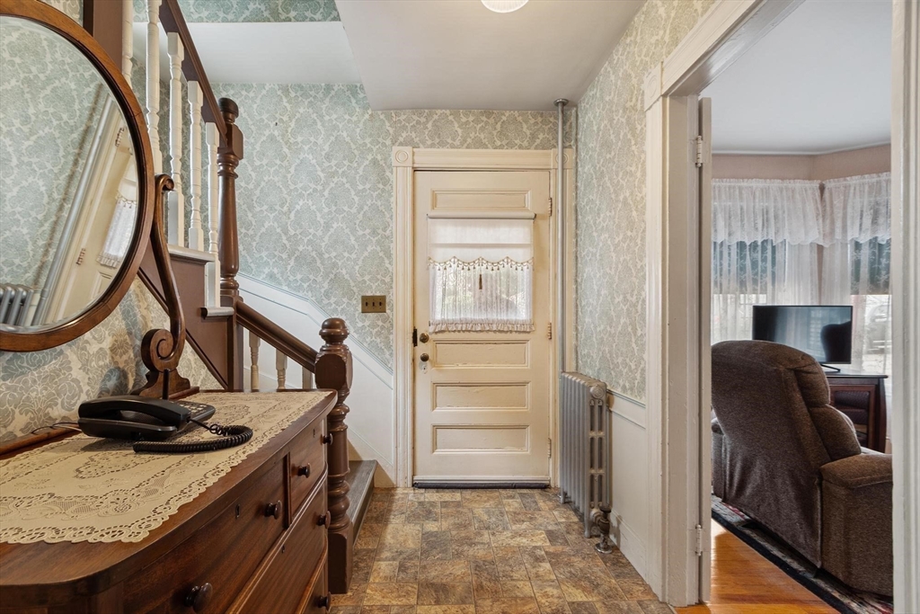 8 Chase Street Property Photo 10