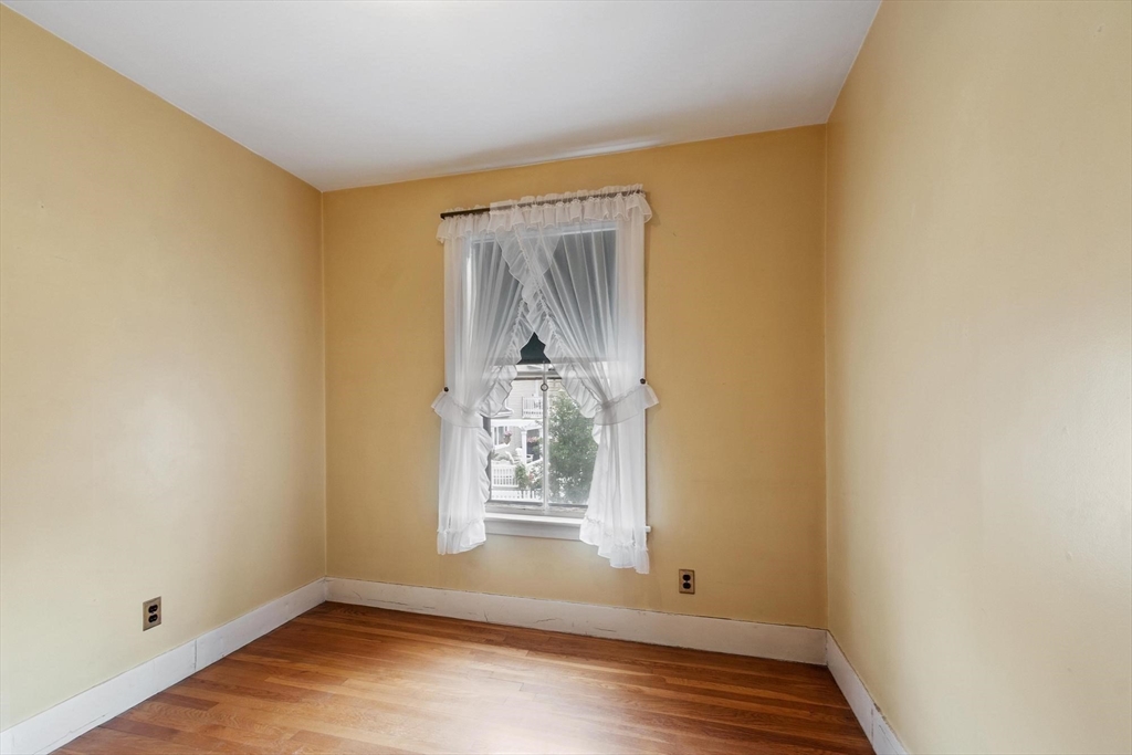 8 Chase Street Property Photo 17