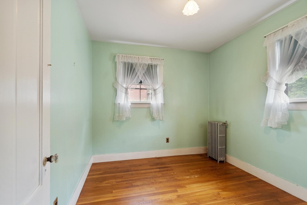 8 Chase Street Property Photo 19