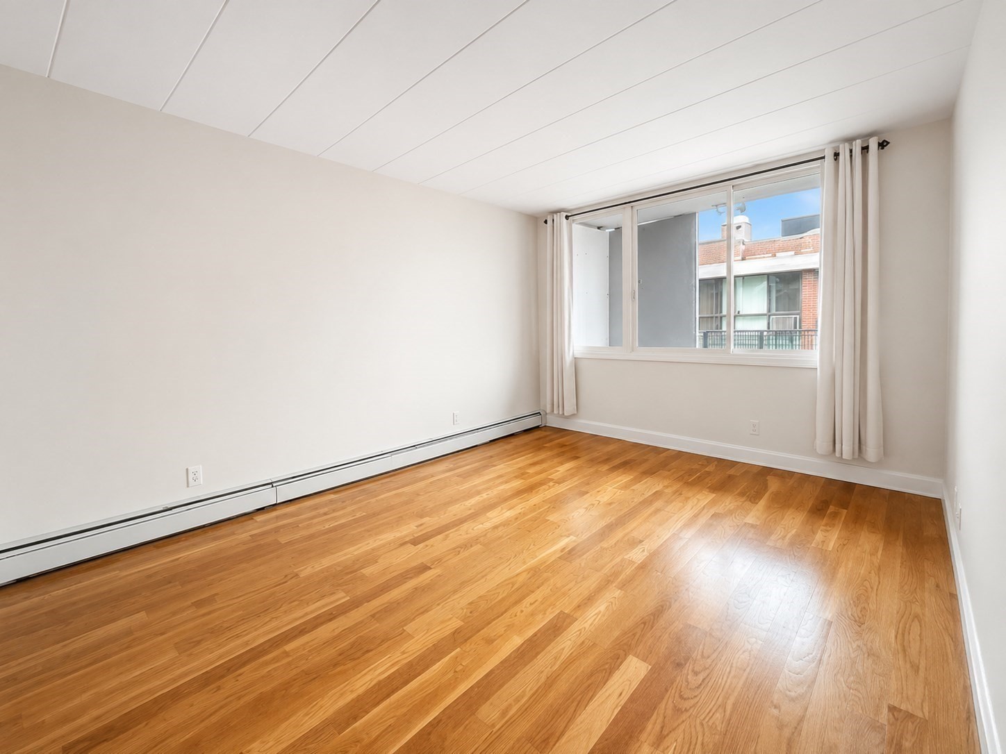 345 Harvard St # 3b Property Photo 12
