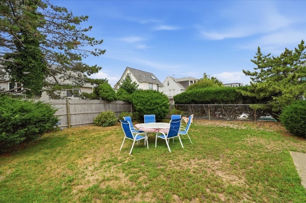 163 Beach Ave Property Photo 33