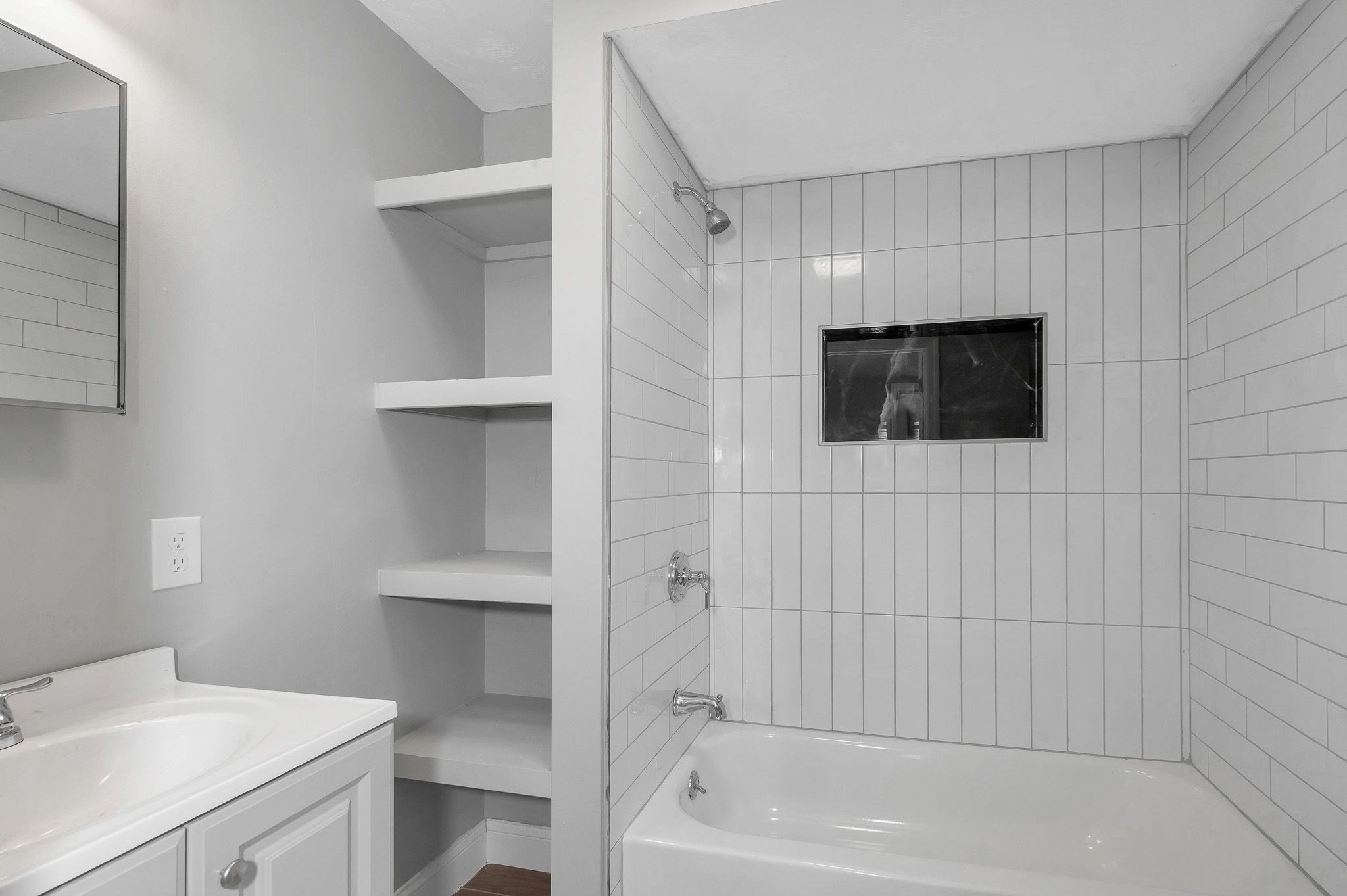 50-52 Willow Street Property Photo 5