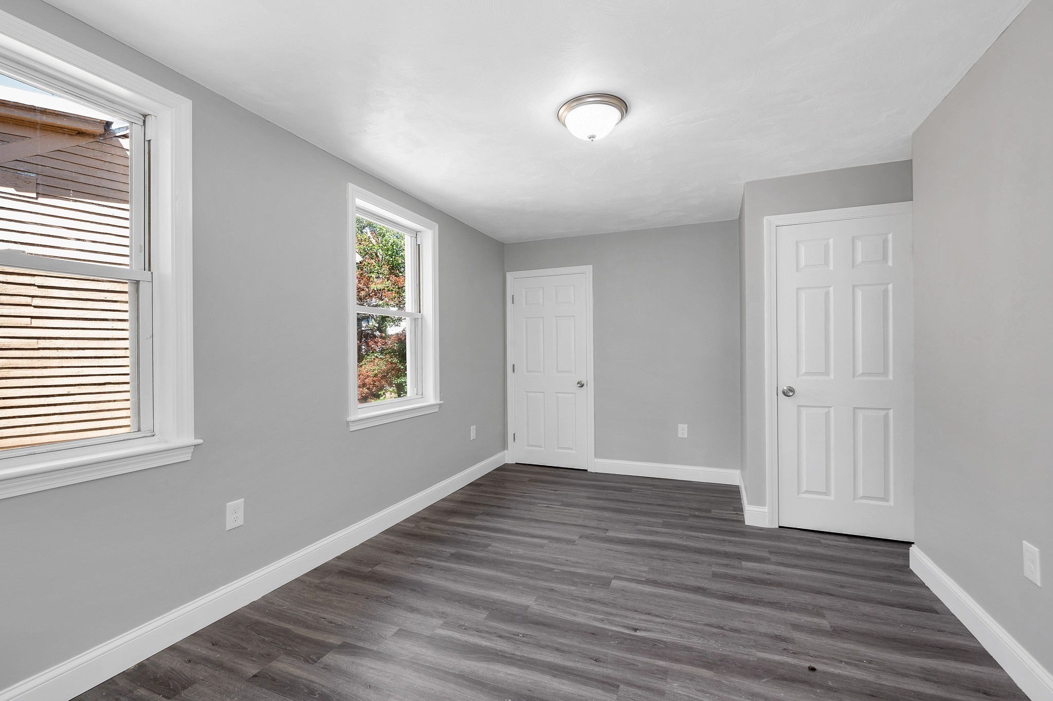 50-52 Willow Street Property Photo 16