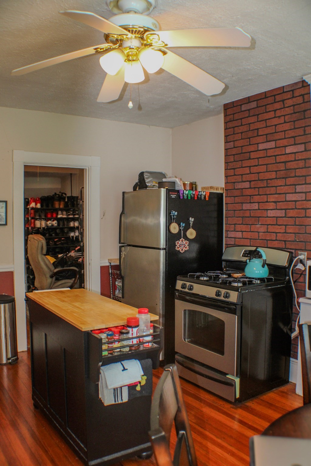 203-205 Salem St Property Photo 9