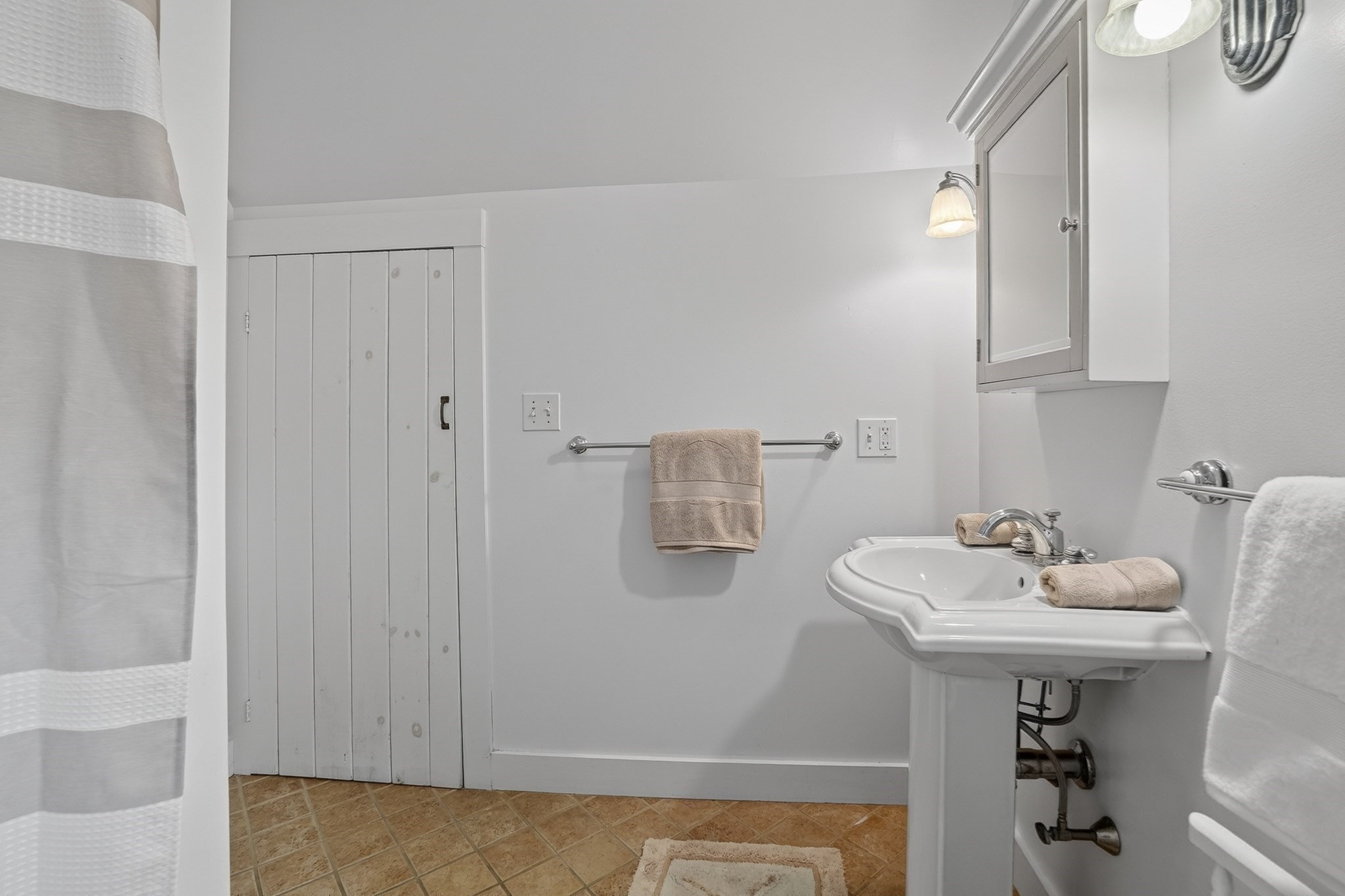 59 Tuckernuck Ave Property Photo 31