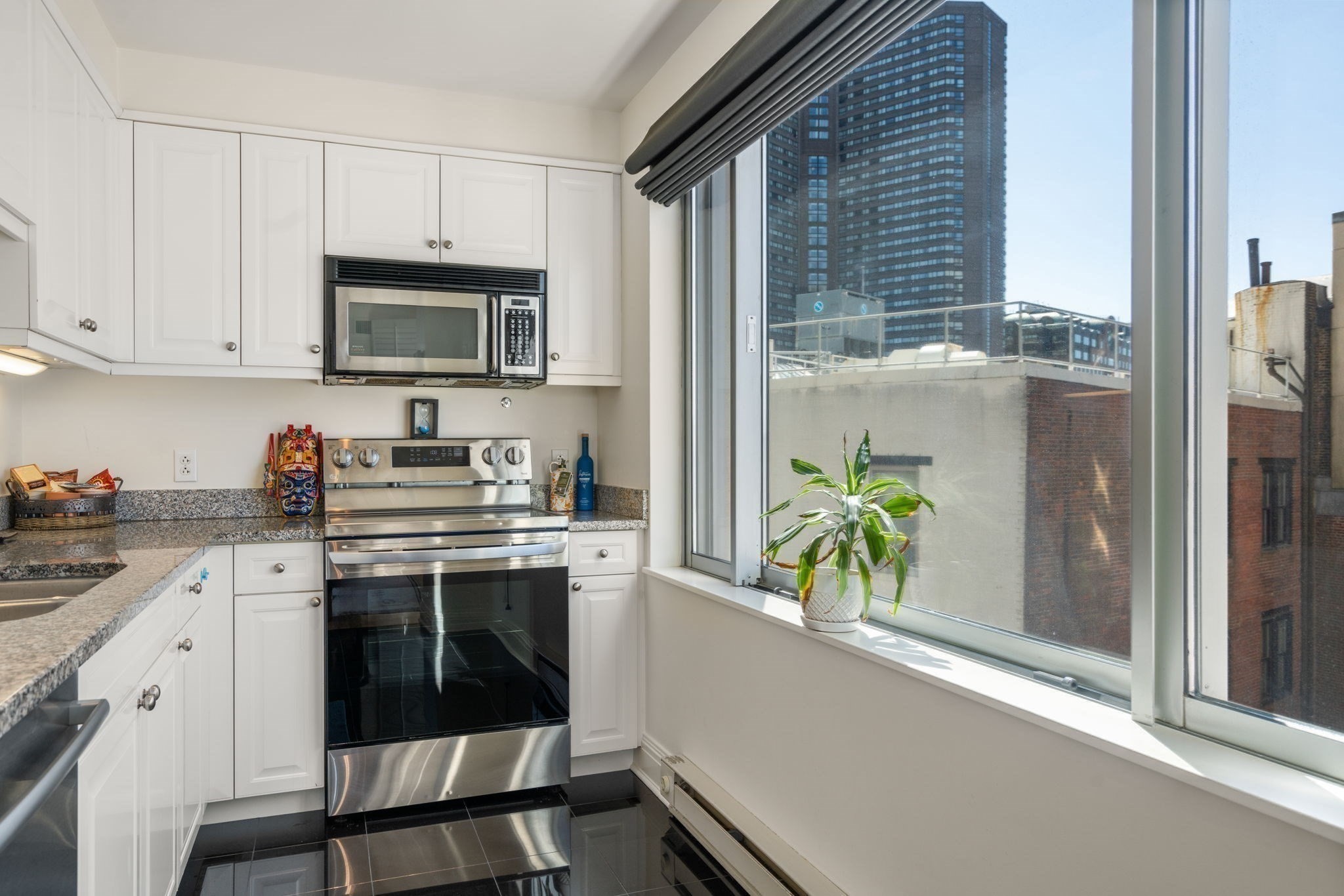 1 Huntington Ave # 807 Property Photo 7