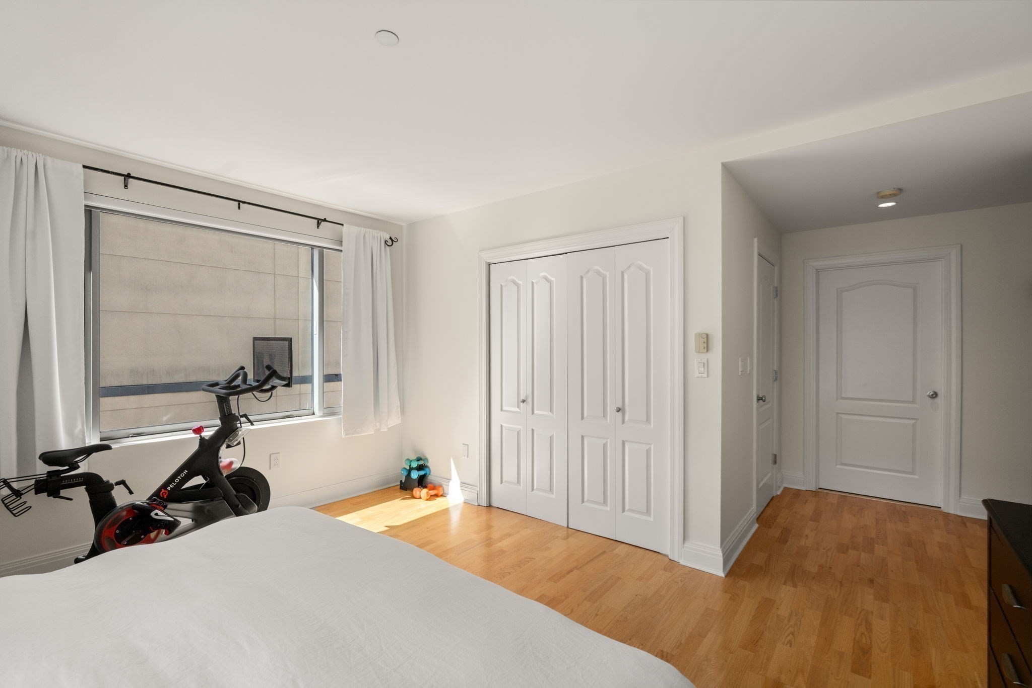 1 Huntington Ave # 807 Property Photo 17